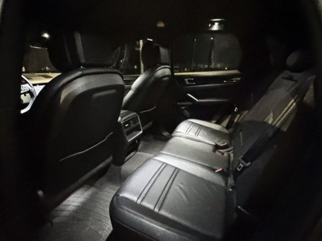 PORSCHE保時捷 CAYENNE  第9張相片