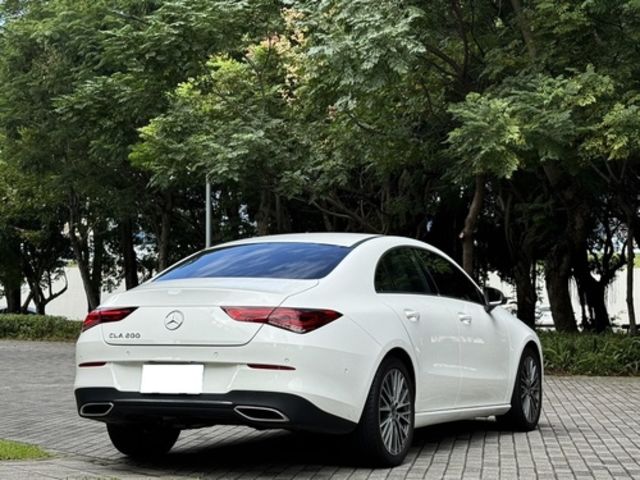 M-BENZ賓士 CLA200  第4張相片