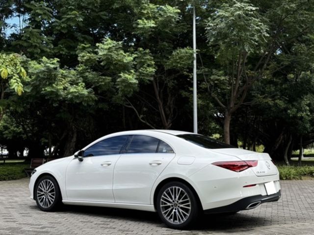 M-BENZ賓士 CLA200  第5張相片