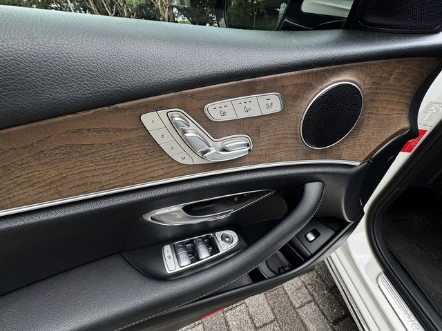 M-BENZ賓士 E250  第7張相片