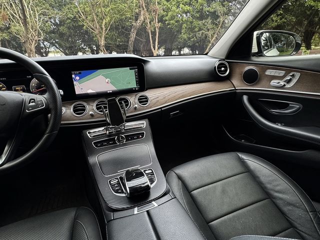M-BENZ賓士 E250  第12張相片