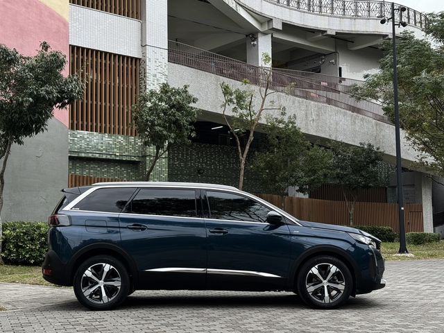 PEUGEOT寶獅 5008  第3張相片