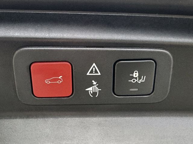 PEUGEOT寶獅 5008  第6張相片