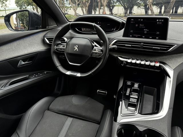 PEUGEOT寶獅 5008  第11張相片