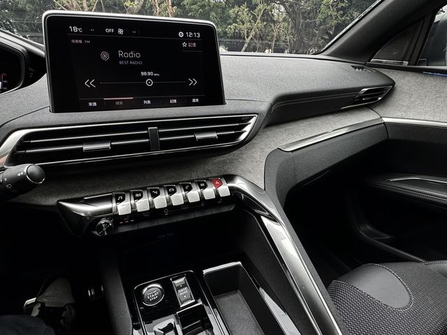 PEUGEOT寶獅 5008  第15張相片