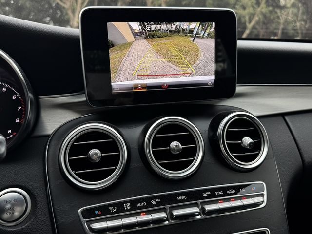 M-BENZ賓士 C300  第16張相片