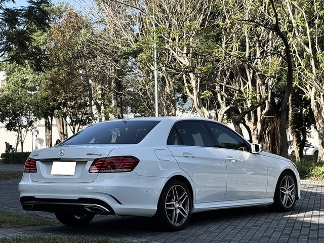 M-BENZ賓士 E250  第4張相片