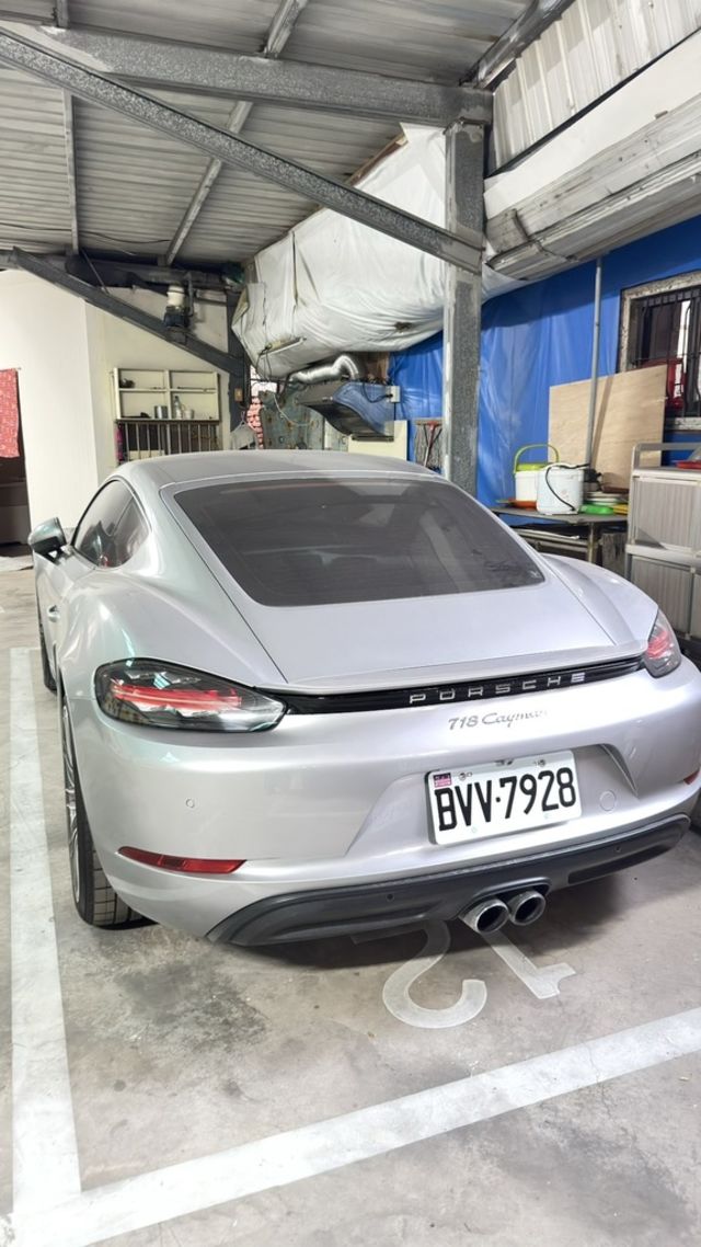 PORSCHE保時捷 CAYMAN  第7張相片