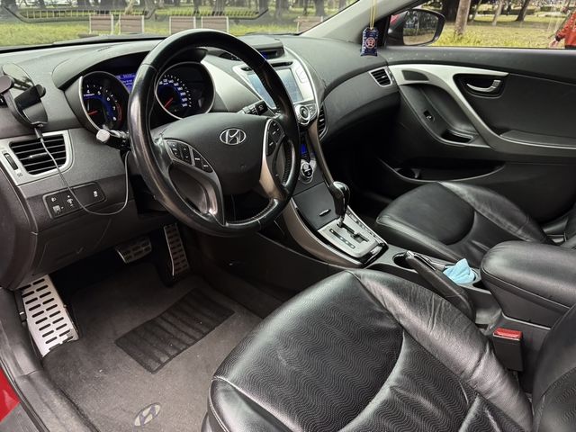 HYUNDAI現代 ELANTRA  第9張相片