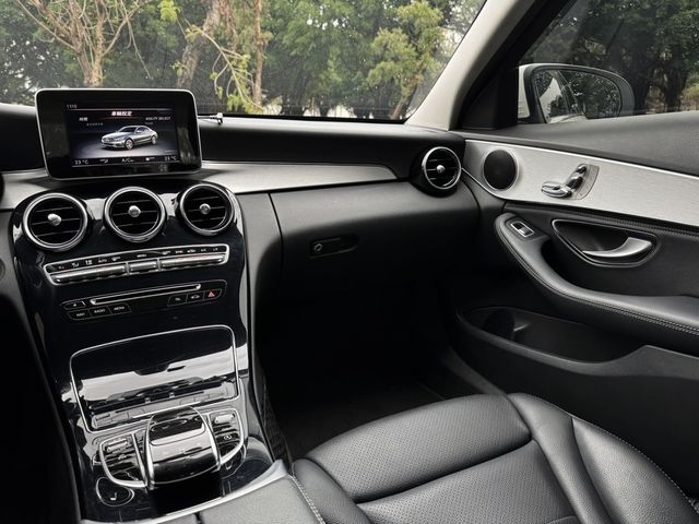 M-BENZ賓士 C200  第10張相片