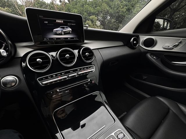 M-BENZ賓士 C200  第12張相片