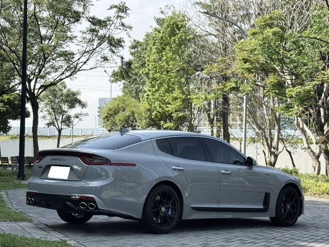 KIA起亞 STINGER  第4張相片