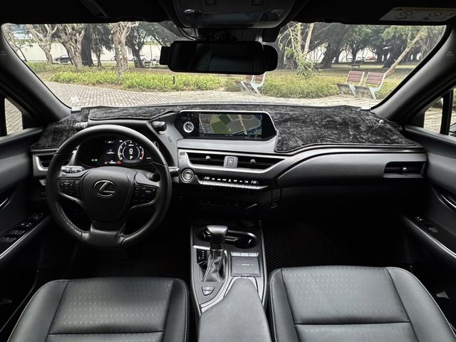 LEXUS凌志 UX250H  第9張相片