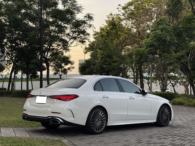 M-BENZ賓士 C300  第4張相片
