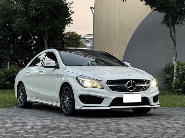 M-BENZ賓士 CLA250  第2張相片