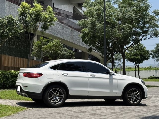 M-BENZ賓士 GLC250  第4張相片