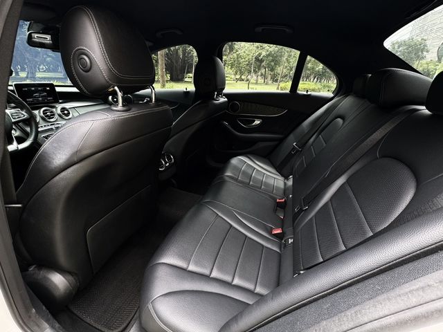M-BENZ賓士 C200  第7張相片