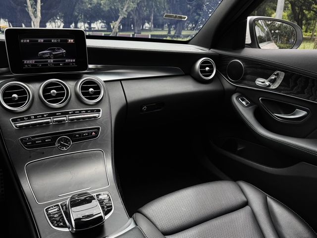 M-BENZ賓士 C200  第10張相片