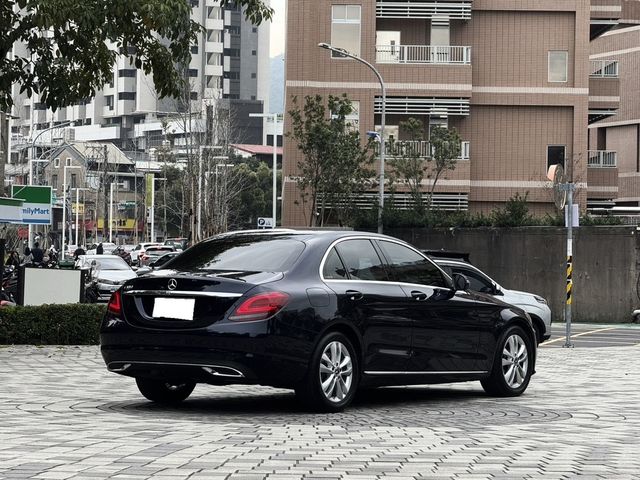 M-BENZ賓士 C180  第4張相片