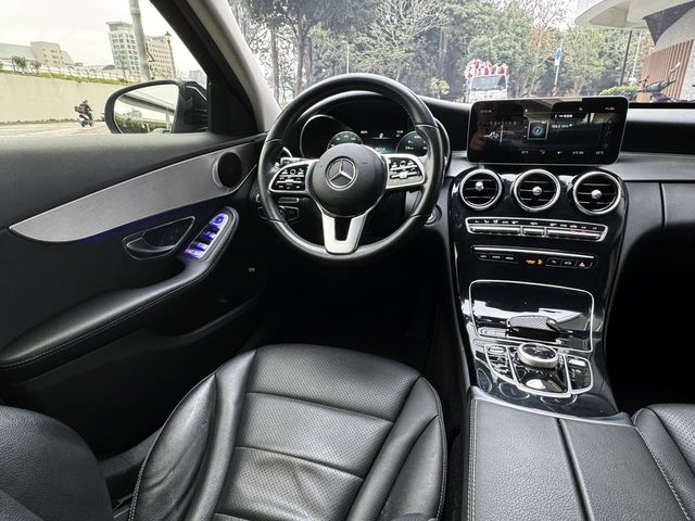 M-BENZ賓士 C180  第9張相片