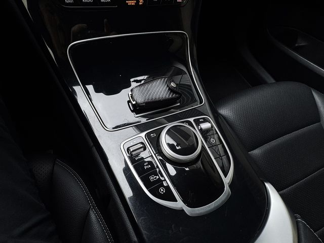 M-BENZ賓士 C180  第14張相片