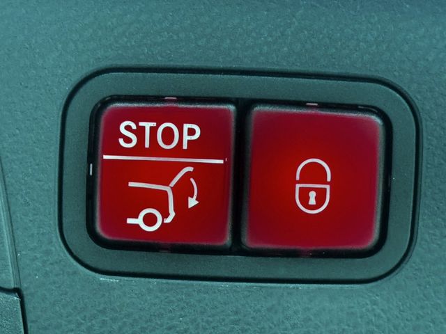 M-BENZ賓士 GLC300 AMG COUPE  第6張相片