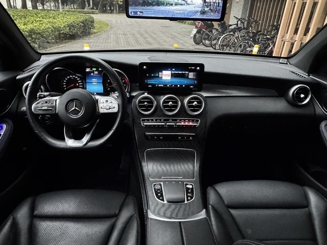 M-BENZ賓士 GLC300 AMG COUPE  第11張相片