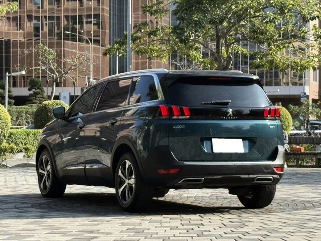 PEUGEOT寶獅 5008  第5張相片