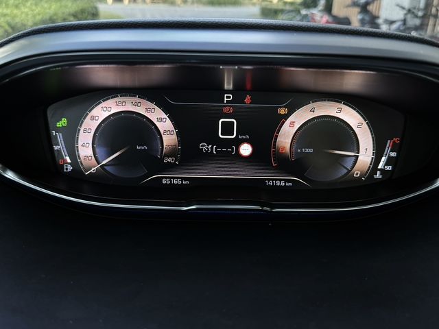 PEUGEOT寶獅 5008  第13張相片