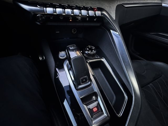 PEUGEOT寶獅 5008  第15張相片