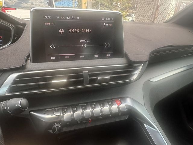 PEUGEOT寶獅 3008  第7張相片