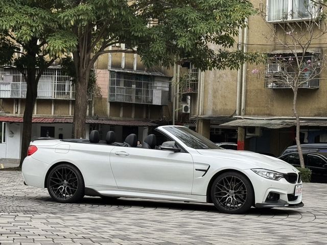 BMW寶馬 435I CONVERTIBLE  第3張相片