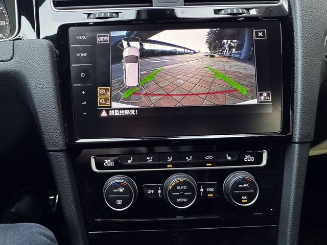 VOLKSWAGEN福斯 GOLF VARIANT  第15張相片