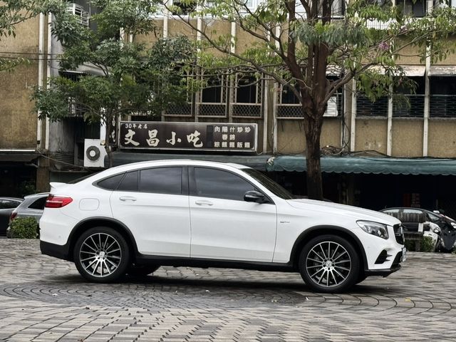 M-BENZ賓士 GLC43 AMG COUPE  第3張相片