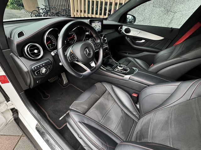 M-BENZ賓士 GLC43 AMG COUPE  第7張相片
