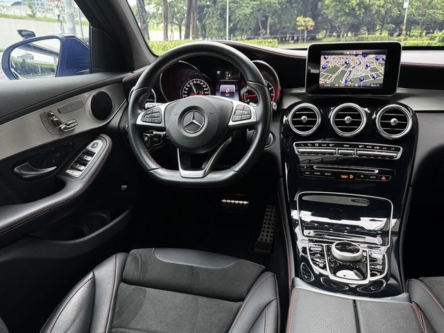 M-BENZ賓士 GLC43 AMG COUPE  第10張相片