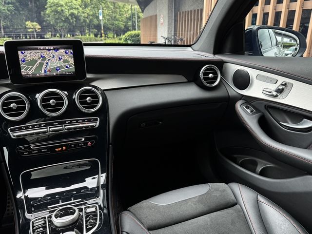 M-BENZ賓士 GLC43 AMG COUPE  第12張相片