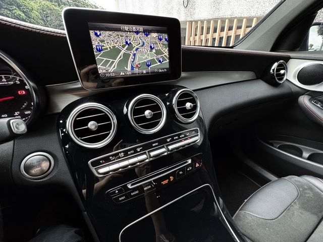 M-BENZ賓士 GLC43 AMG COUPE  第14張相片