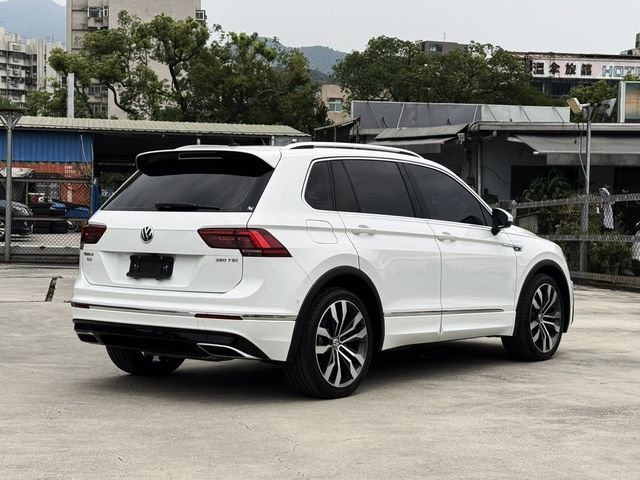 VOLKSWAGEN福斯 TIGUAN  第4張相片