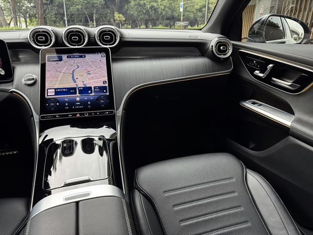 M-BENZ賓士 GLC200  第12張相片