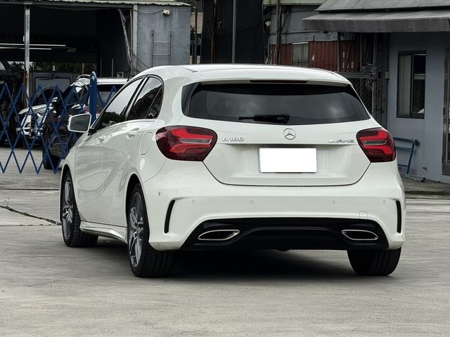 M-BENZ賓士 A180  第5張相片