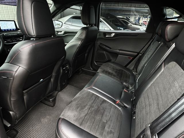 FORD福特 KUGA  第8張相片