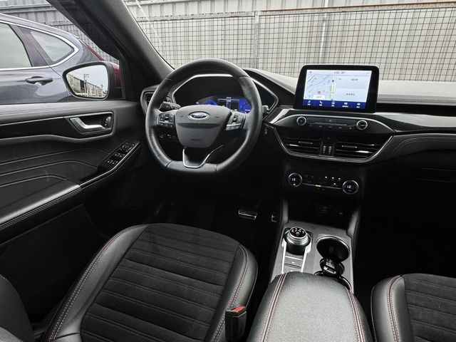 FORD福特 KUGA  第9張相片