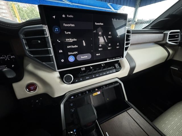 TOYOTA豐田 TUNDRA  第17張相片