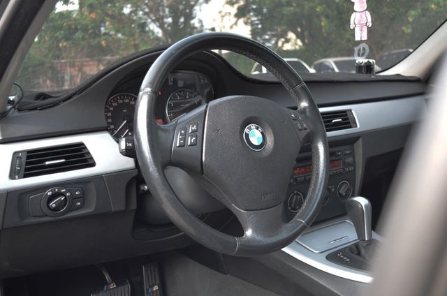 BMW寶馬 323I  第9張相片