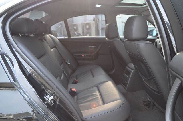 BMW寶馬 323I  第13張相片