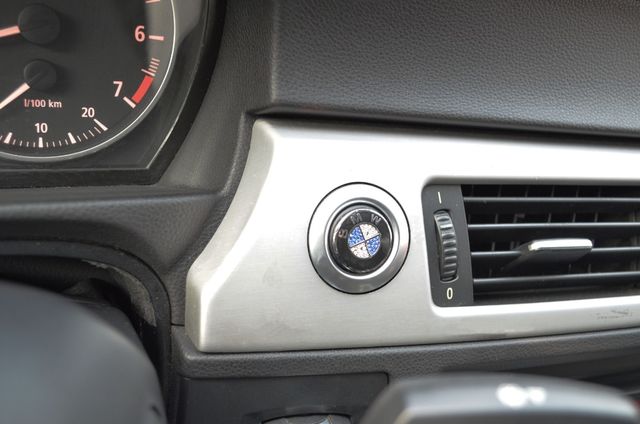 BMW寶馬 323I  第16張相片