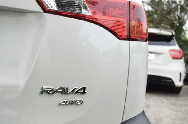 TOYOTA豐田 RAV4  第5張相片