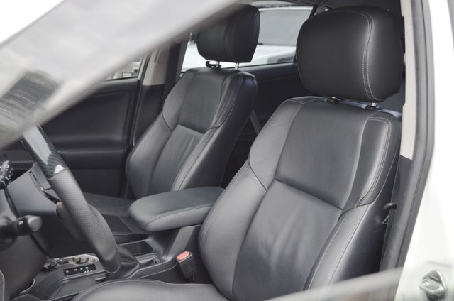 TOYOTA豐田 RAV4  第9張相片