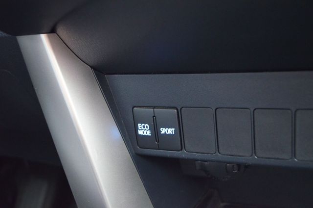 TOYOTA豐田 RAV4  第16張相片